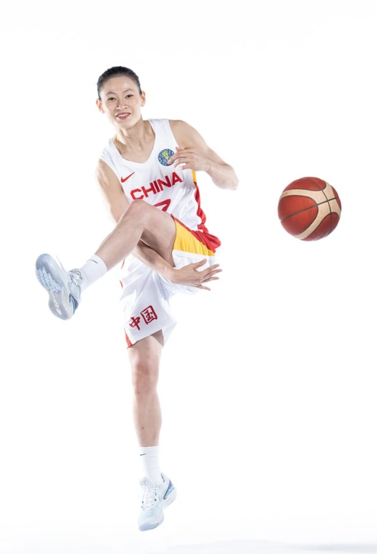 杨力维
