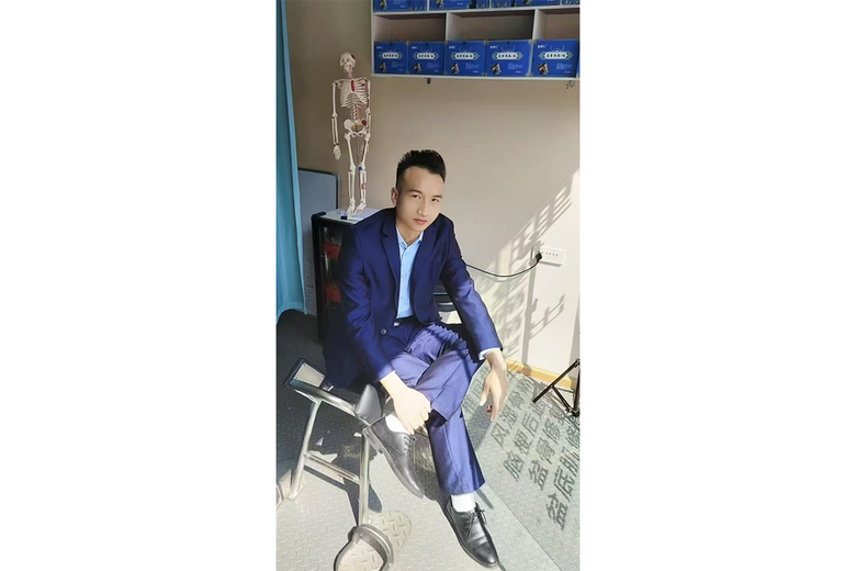 代忠盼