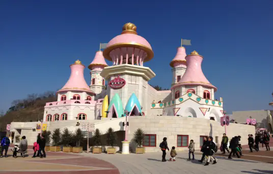 凯蒂猫家园(Hello Kitty乐园)