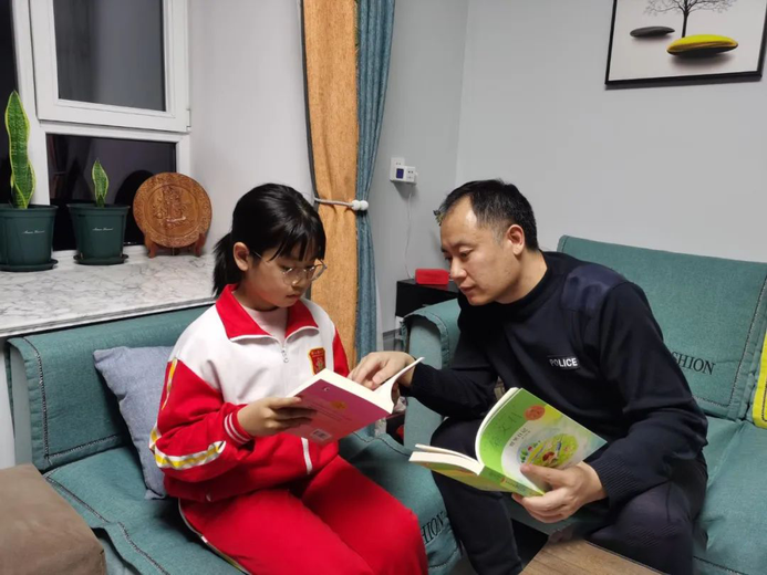 江秀明